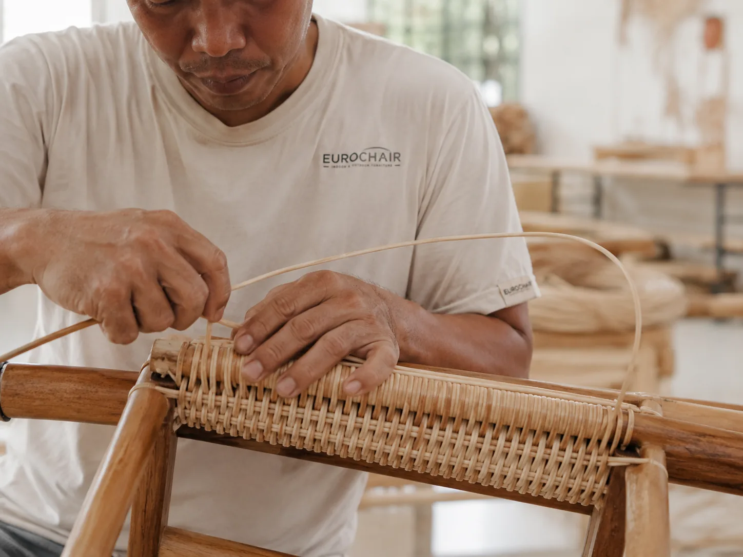 Eurochair craftsman hand-weaving rattan furniture